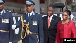 Perezida w'Afurika y'Epfo Cyril Ramaphosa na Thandi Modise wahoze ari Perezida w'inteko Ishinga Amategeko