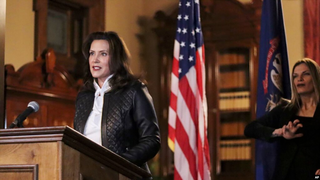 Guvernatorja e Miçiganit Gretchen Whitmer flet pas parandalimit të komplotit për rrëmbimin e saj