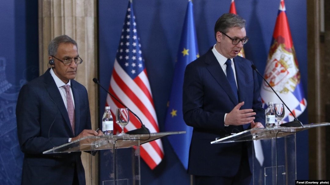 Predsednik Srbije Aleksandar Vučić i zamenik američkog državnog sekretara za upravljanje i resurse Ričard Verma na konferenciji za novinare u Beogradu (Foto: FoNet/Milica Vučković)