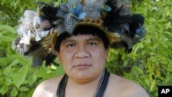 According to a new legal opinion, the Surui tribe owns the rights to any carbon credits granted to their Amazon forest home.