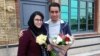 مهدی حاجتی عضو پیشین شورای شهر شیراز در کنار همسر خود زهره رستگار 