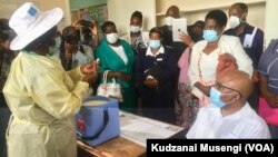 Kunyange hazvo vanhu vari kubaiwawo nhomba vari kuwanda, huwandu hwevanhu vari kubatwa neCovid-19 hwave kunyanya kukwira zvakare.