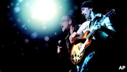 আজকের বিশ্ব সঙ্গীতঃ নববর্ষ উপলক্ষ্যে ইউ-টুর গান “নিউ ইয়ার্স ডে”