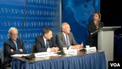 Ambassador Stephen Rapp, Kurt Volker and Daniel Serwer participate at a panel discussion on the Srebrenica massacre in Washington hosted by VOA, July 8, 2015.