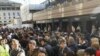 iPhone 4S Release Draws Long Lines, Blackberry Converts Worldwide