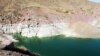 تصویری از کاهش آب یک سد در ایران بر اثر خشکسالی