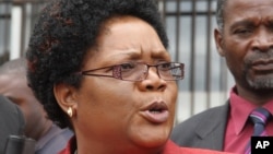 Joice Mujuru, le 6 février 2012 à Harare. (AP Photo/Tsvangirayi Mukwazhi, File)