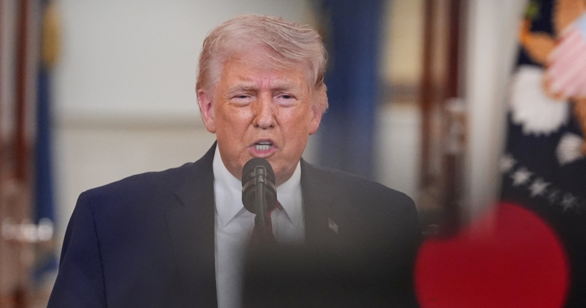 VOA 트럼프 대통령 관련 기사 대표 이미지