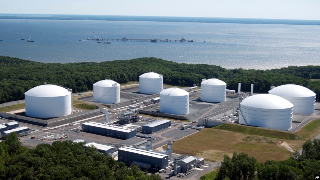 Tangki Gas Alam Cair (LNG) di terminal LNG Cove Point, Calvert County, Maryland, 1 Juli 2010. (Foto: Dominion Resources)
