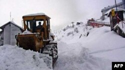 Pripreme za turističku sezonu u ski centru Brezovica (arhivski snimak)