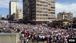  Maputo: Manifestação de 31 Outubro de 2013