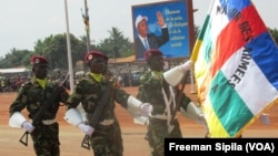 Parade militaire des FACA à Bangui en décembre 2016.