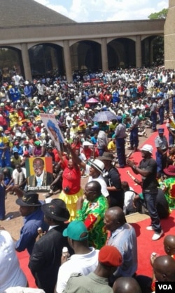 President Robert Mugabe's loyalists.