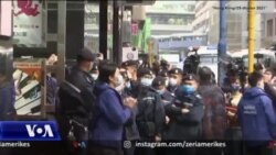 Policia e Hong Kongut akuzon drejtuesit e gazetës për “botim të një organi që nxit rebelim”