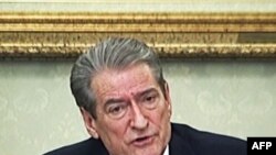 Shqipëria fton EULEX-in dhe Hagën të hetojnë mbi raportin e Dick Martit