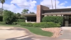 ထန်းနှစ်ပင် စံအိမ်