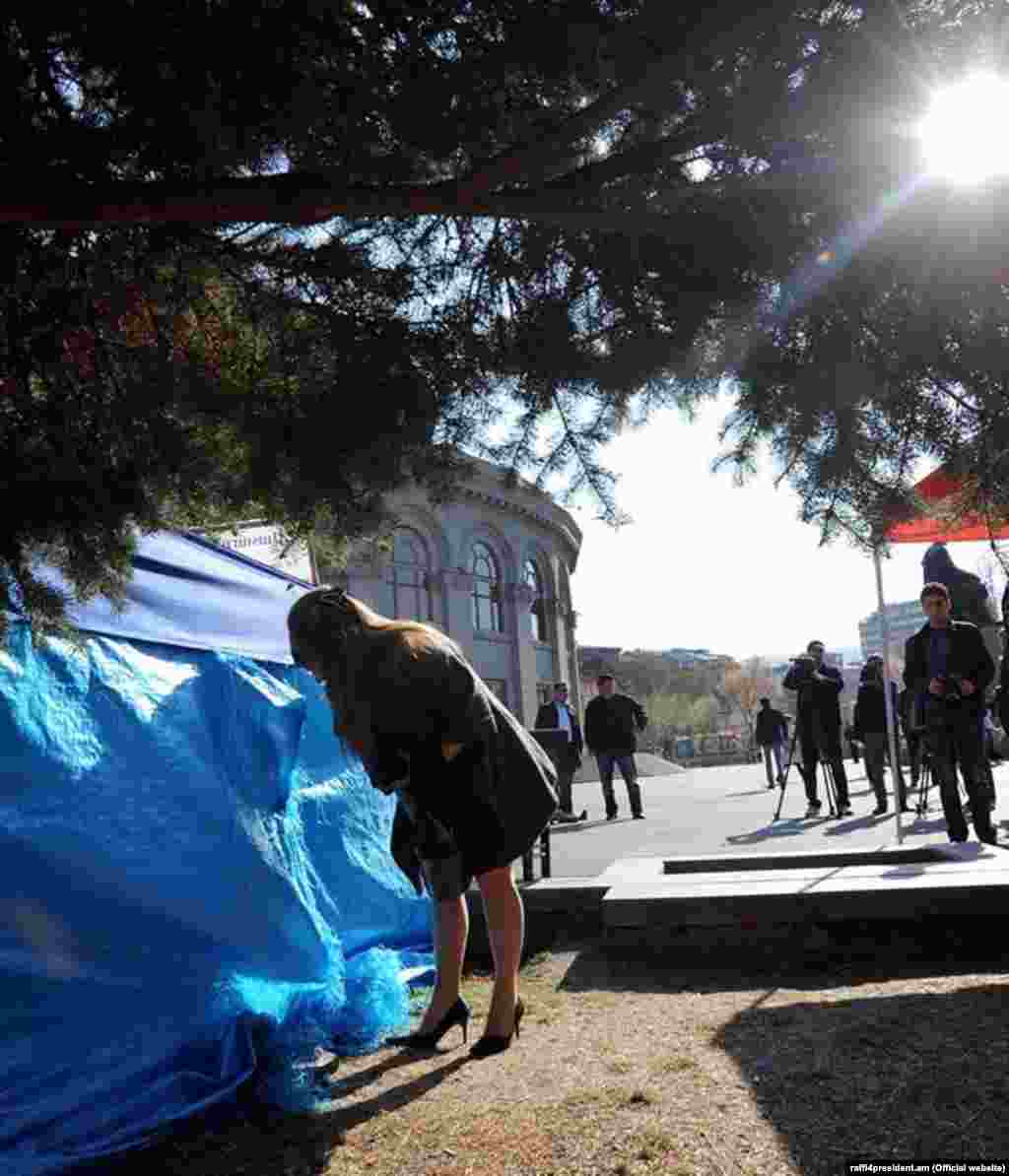 Րաֆֆի Հովհաննիսյանն ավարտել է հացադուլը