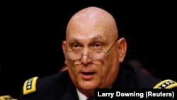 Kepala Staf Angkatan Darat AS Jenderal Raymond T. Odierno di Capitol Hill di Washington, 4 Juni 2013. (Foto: REUTERS/Larry Downing)
