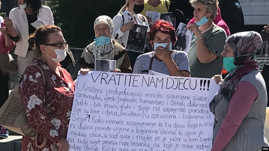 Porodice bh. državljana koji se nalaze u kampovima u Siriji protestuju u Sarajevu, 24. septembar 2020.