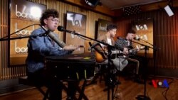 Border Crossings: Lovelytheband