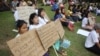 လိင်ပိုင်းစော်ကားခံရမှု မြန်မာအမျိုးသမီးများလည်း ထုတ်ဖော်လာ