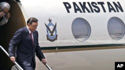 Un vocero de la embajada paquistaní en Washington confirmó la asistencia a la reunión del presidente Asif Ali Zardari.