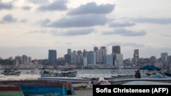 Vista da marginal de Luanda a partir da Ilha de Luanda, 13 de fevereiro 2020