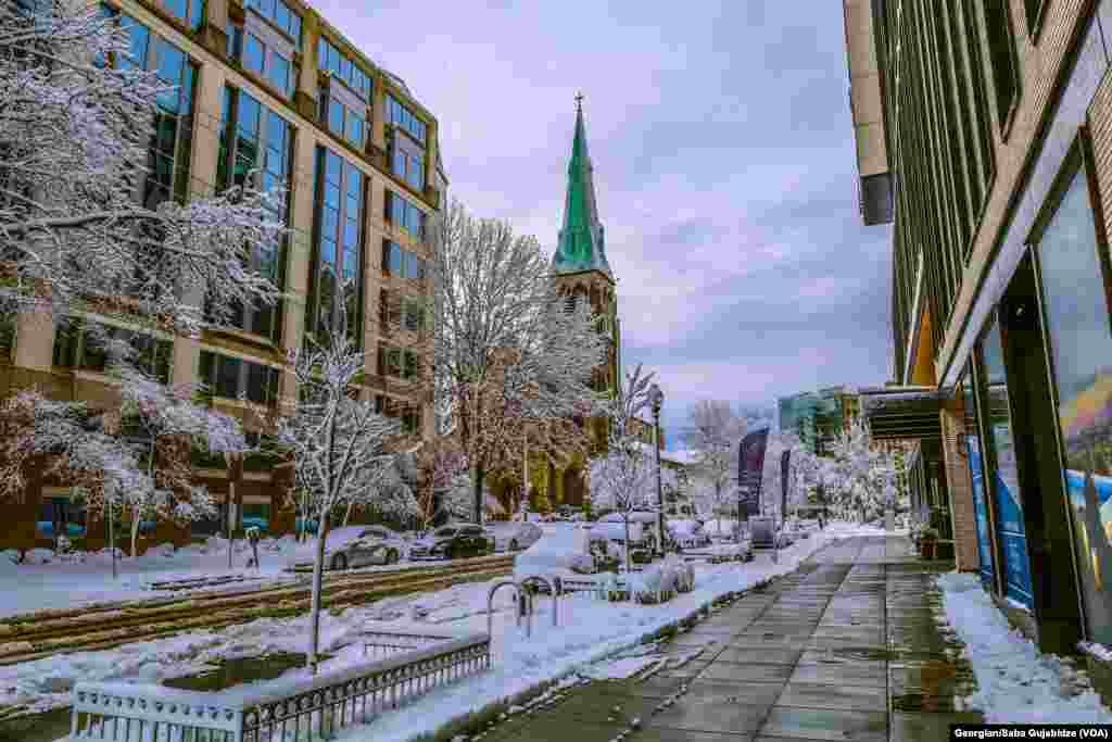 Snow in Washington D.C. - Jan 3.2022