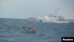 Bateau nord-coréen à la dérive à environ 140 km au nord-est des îles Oki au Japon. (Reuters/ Garde-côtes japonais)