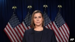 USenator Elissa Slotkin owebandla eliphikisayo elamaDemocrats, Mbimbitho 4, 2025.