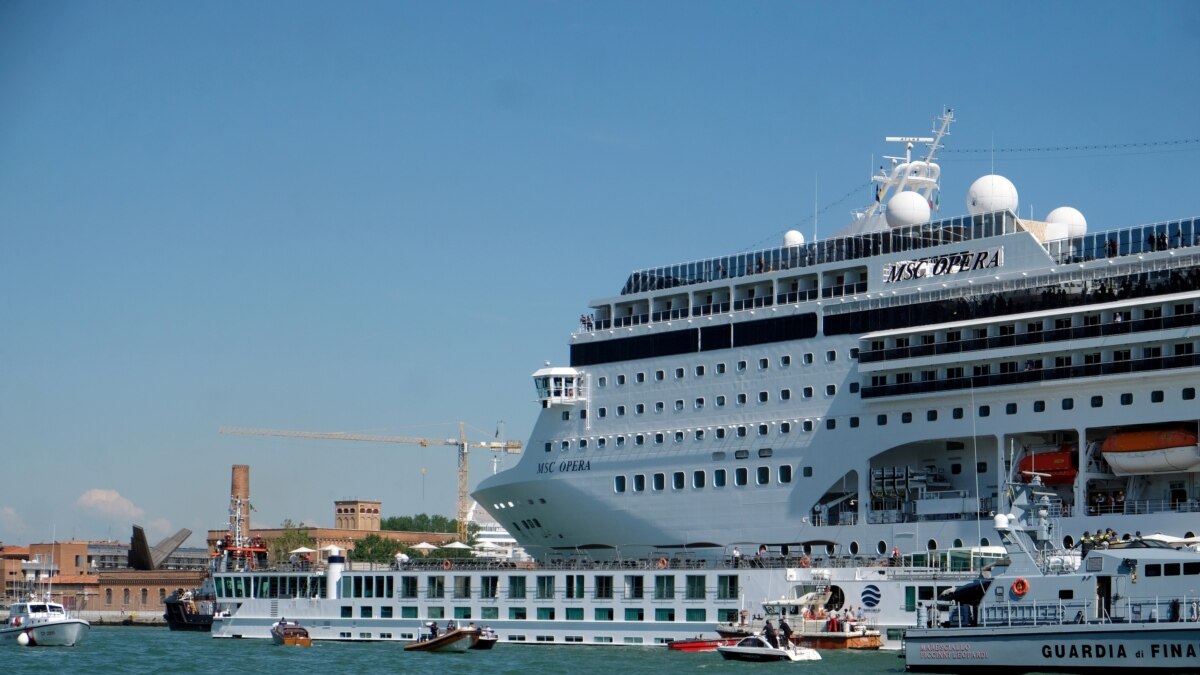 Conservationists Venice Must Be Put On Un Danger List Ban Cruise Ships
