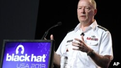 El general Keith Alexander, director de la Agencia de Seguridad Nacional, participa en la conferencia de hackers Black Hat, en Las Vegas, Nevada.