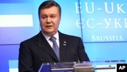 Presiden Viktor Yanukovych tetap akan menghadiri KTT Uni Eropa pekan ini, di Vilnius, Lithuania (foto: dok).