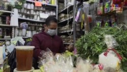 Մեքսիկացիները մայրաքաղաքի շուկաներում են՝ փնտրելու Ամանորի համար ավանդական "բախտաբեր" նմուշներ