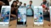 New Apple Smart Phone Racking Up Sales in Crowded Chinese Market