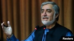 Afghan presidential candidate Abdullah Abdullah speaks during a news conference in Kabul, Sept. 8, 2014. 