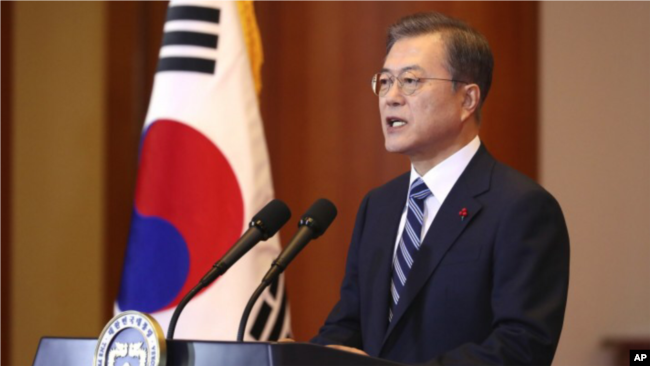 韩国总统文在寅7日在青瓦台发表新年演说