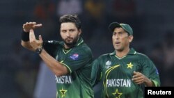 دونوں سابق کپتان شاہد آفریدی اور یونس خان کو بھی نوٹس جاری کیے گئے۔