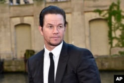 Aktor Mark Wahlberg di acara pemutaran perdana film 'Transformers: The Last Knight" 20 Juni 2017 lalu (dok: Rob Grabowski/Invision/AP)