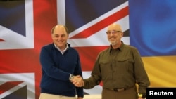 Міністр оборони Великої Британії Бен Воллес зустрівся зі своїм українським колегою Олексієм Резніковим
