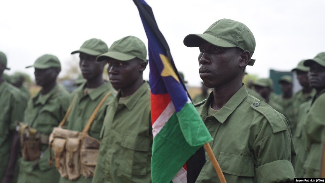 Para tentara pemberontak Sudan Selatan saat bersiap memasuki ibukota Juba menjelang kedatangan pemimpin pemberontak Riek Machar (foto: dok).
