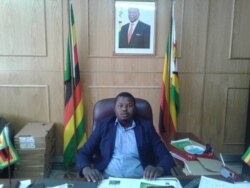 FILE - Tafadzwa Mugwadi, spokesman for the ruling Zanu PF party, seen here July 21, 2020, in Harare, dismissed concerns by Western diplomats as “rubbish,” saying they had no right to lecture Zimbabwe about human rights. (Columbus Mavhunga/VOA)