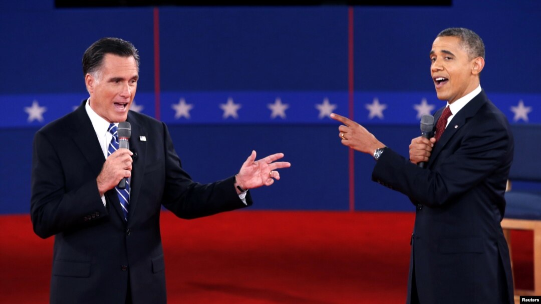 Presiden Barack Obama (kanan) dan Capres partai Republik Mitt Romney akan melakukan debat ketiga atau terakhir di Florida hari Senin (22/10). 