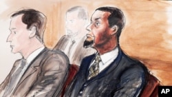 Sketsa pengadilan menunjukkan Tairod Nathan Webster Pugh (kanan) dalam sidang di Brooklyn, New York (24/2).