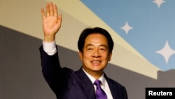 Presiden terpilih Taiwan Lai Ching-te, dari Partai Progresif Demokratik (DPP), mengadakan konferensi pers, menyusul kemenangan dalam pemilihan presiden, di Taipei, Taiwan, 13 Januari 2024. (Foto: Reuters)