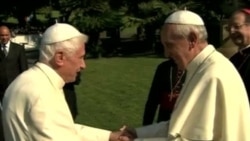Papa Francisco firma ley contra pederastia
