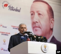 Binali Yildirim, former prime minister and AKP mayoral candidate for Istanbul, gives a statement in Istanbul, March 31, 2019.