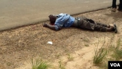 Motoqueiro, ou "kupapata", atropelado mortalmente pelo comandante da Polícia de Trânsito do Menongue (foto cedida por populares)