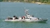 美海軍艦艇向伊朗攻擊艇開火示警