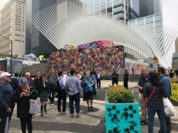 Suasana menjelang peringatan 17 tahun tragedi 11 September di Ground Zero, New York, 11 Sptember 2018. (Foto: VOA/Oliver)